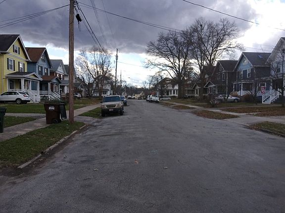 5th image of 3821 Hazel Ave