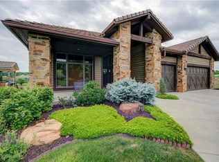 9202 Cottonwood Canyon Dr, Lenexa, KS 66219