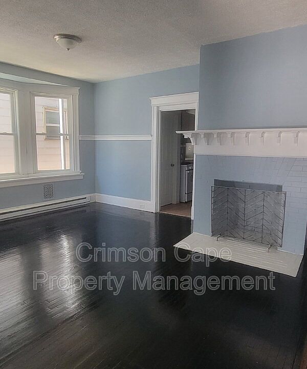 1st image of 110 Madison St APT 1