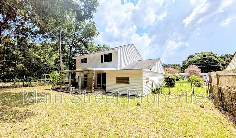 2117 Pullman Cir — Photo 7