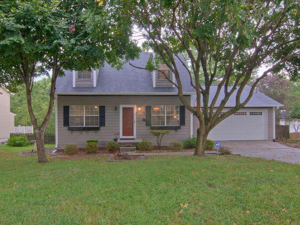 1st image of 2008 Hyde Park Ln