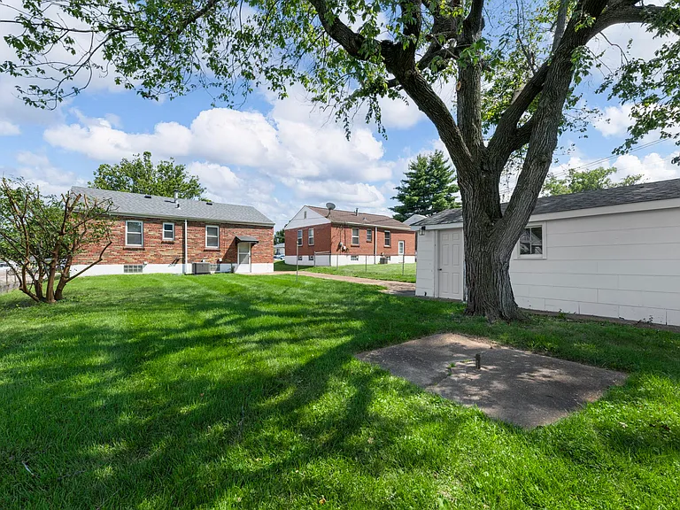 7821 Morgan Ford Rd — Photo 21