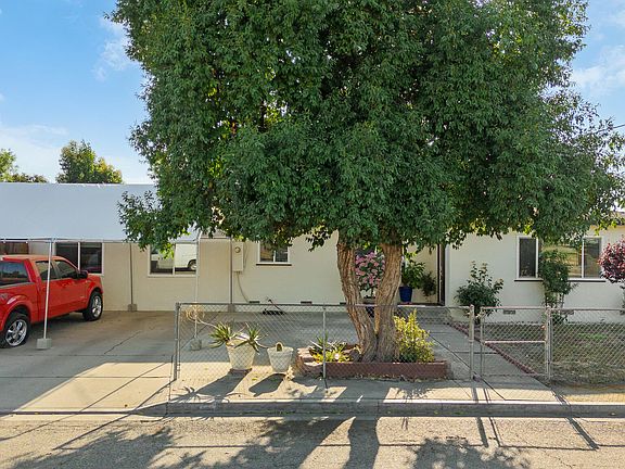 2nd image of 621 E Laurel Avenue