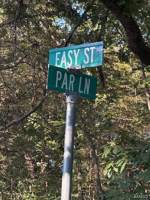 1st image of 2 Par Ln