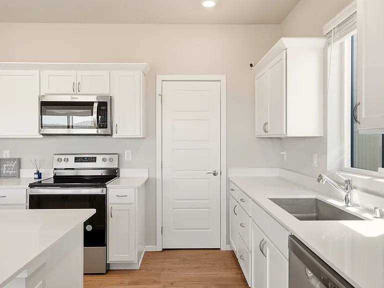 251 N Legacy Flats Rd — Photo 3