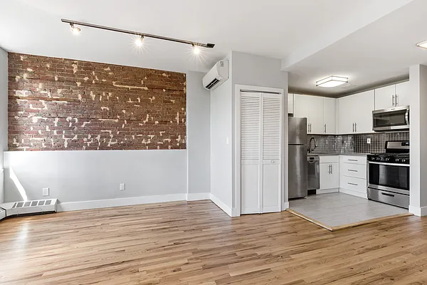 Rented by Douglas Elliman | media 40