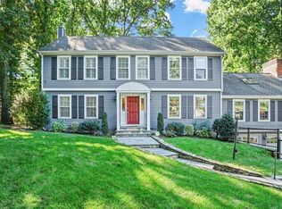 1319 Stillson Rd, Fairfield, CT 06824