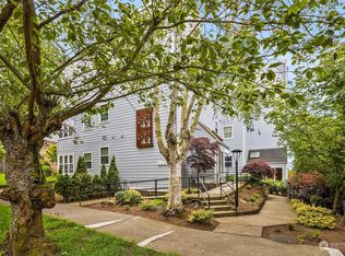 6547 42nd Ave SW APT 101, Seattle, WA 98136