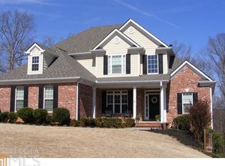 2112 Rock Ct, Loganville, GA 30052