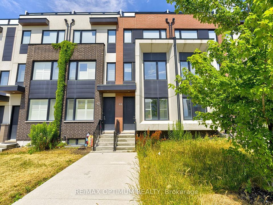 1st image of 44 Sarah Jackson Cres