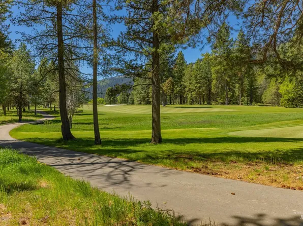 207 Spataro Dr, Donnelly, ID 83615