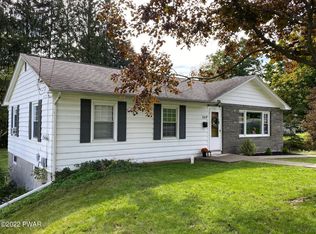 369 Ridge St, Honesdale, PA 18431
