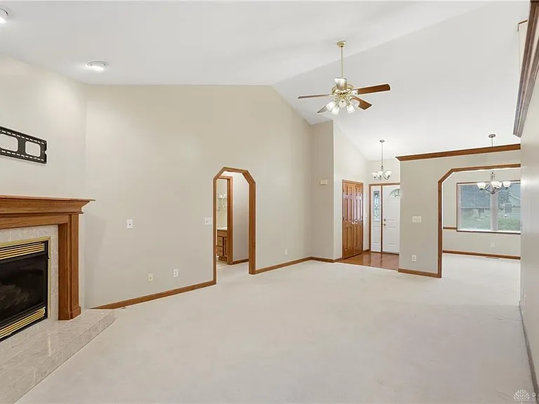 75 Myers Farm Ct — Photo 5