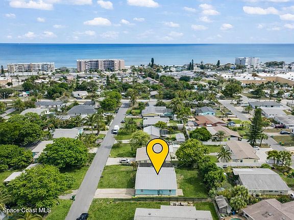 2nd image of 251 Avenida Del Sol