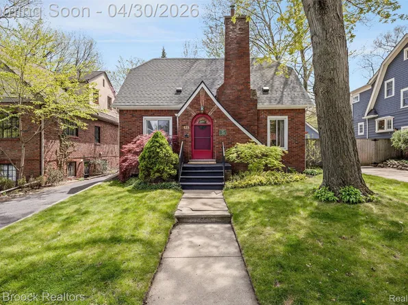 429 W Drayton St, Ferndale, MI 48220