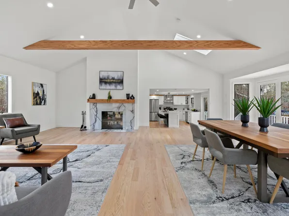 49 Windmill Lane, Cotuit, MA 02635