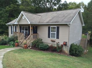 35 Rocking Porch Ln, Asheville, NC 28805