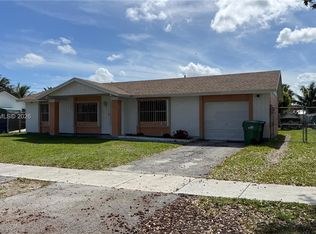 Westwind Lakes Sec 1, Miami, FL 33193