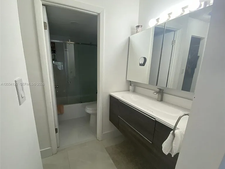 1200 NE Miami Gardens Dr #206W — Photo 6