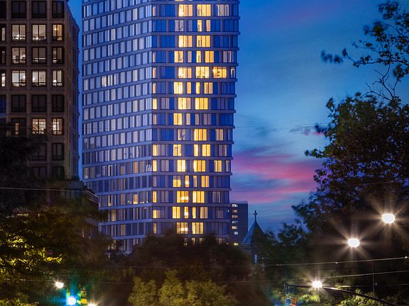 3rd image of 545 Vanderbilt Ave APT 8F
