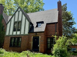 2632 Charney Rd, Cleveland, OH 44118