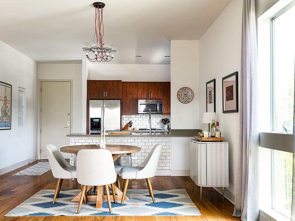 Dining Room & Kitchen