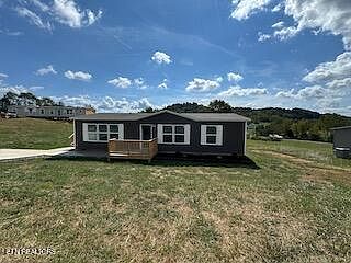 1st image of 136 Rolling Hills Dr