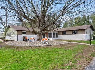 1427 E Springhill Rd, Warsaw, IN 46580