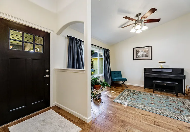 4151 N Clearbrook Pl — Photo 4