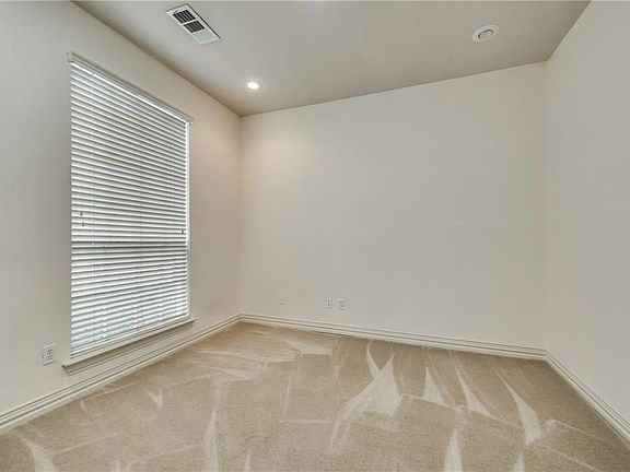 4th image of 1336 Greenway Park Dr