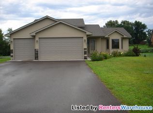 805 Pond View Ct, Braham, MN 55006