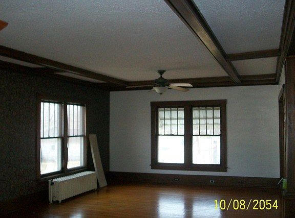 3rd image of 510 E Jones St