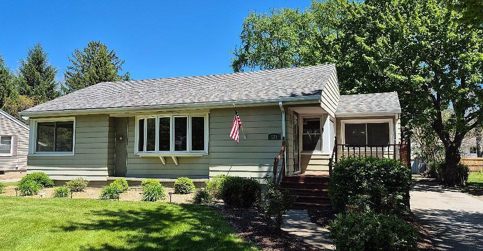 1st image of 125 Martin Dr