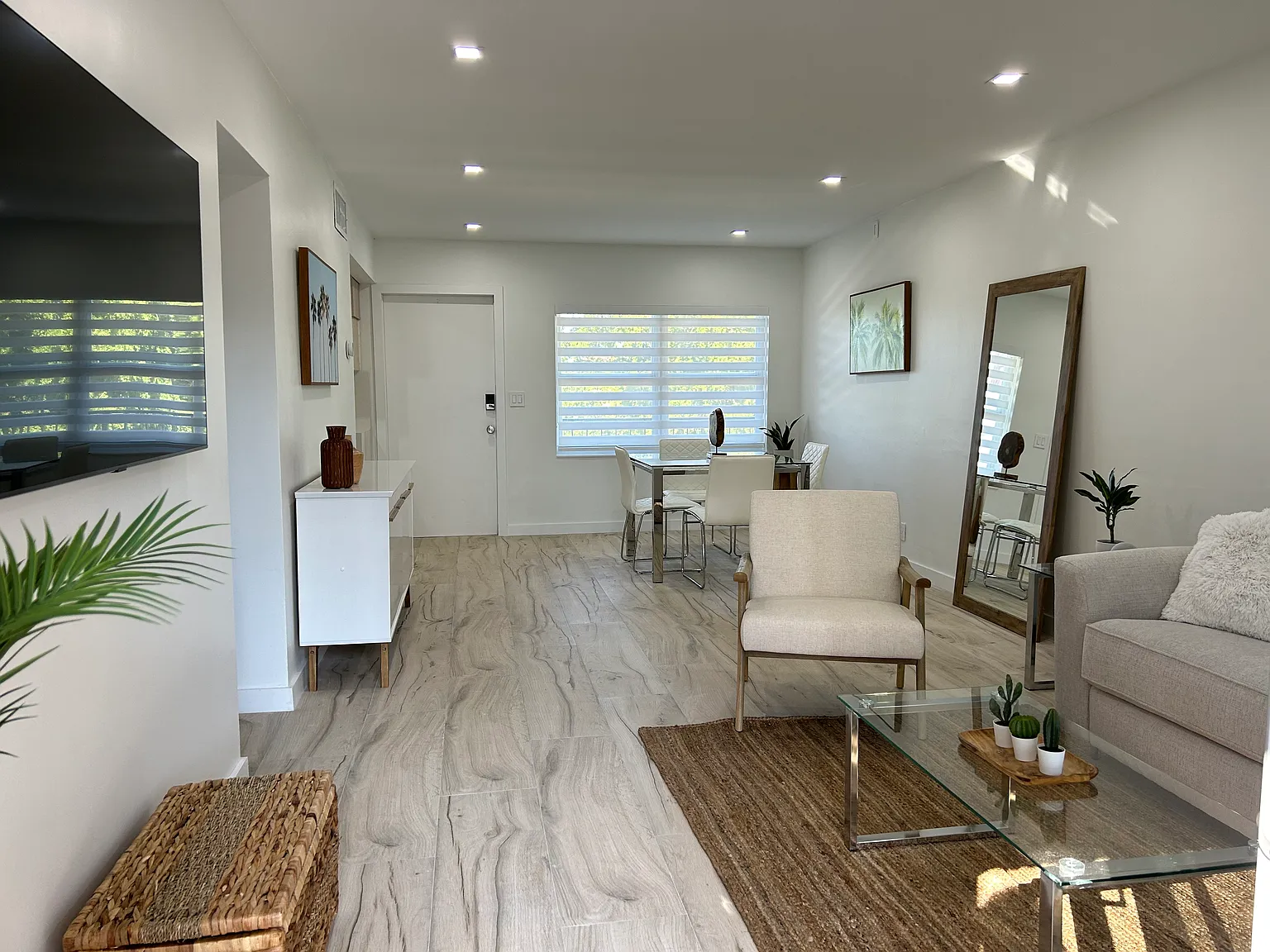 4143 N Ocean Blvd — Photo 2