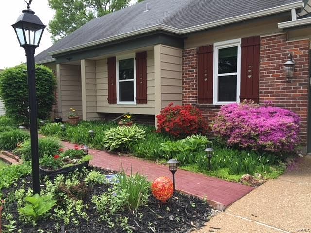 1st image of 1351 Sherwood Forest Dr