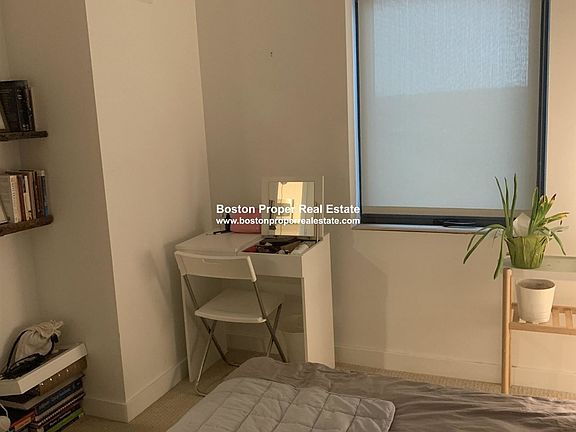 80 Fenwood #906 Boston - Fenway Unit Photo 6