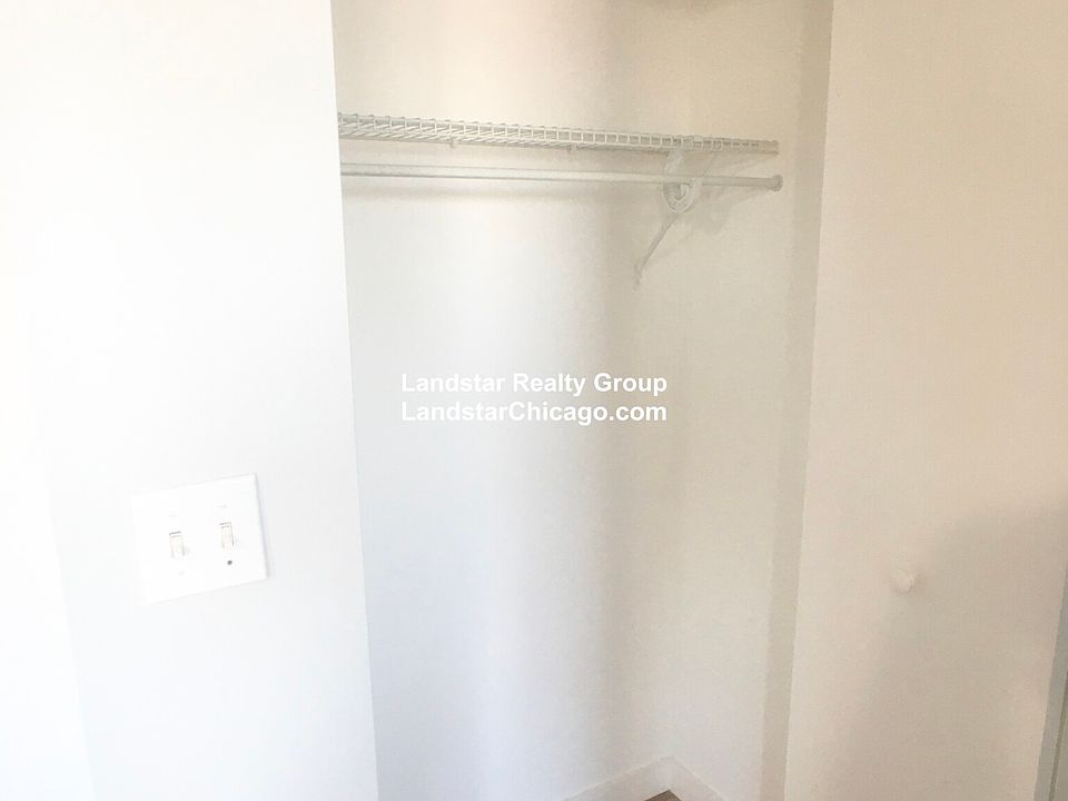 1st image of 7450 N Greenview Ave APT 73