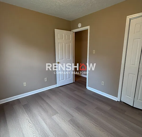 194 Pennington Pl — Photo 25