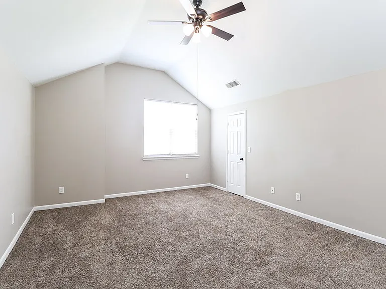 11909 Aubreywood Dr — Photo 12