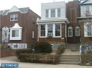 5827 Akron St, Philadelphia, PA 19149