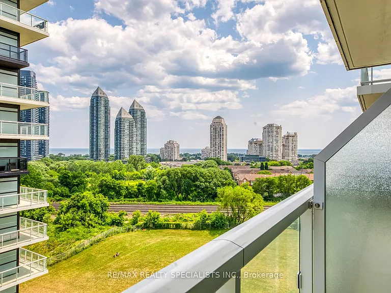 251 Manitoba St #914 — Photo 24