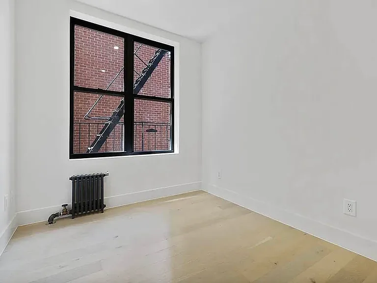 301 W 22nd St #56A — Photo 3