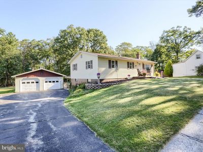 5333 Spruce Rd, Fayetteville, PA, 17222