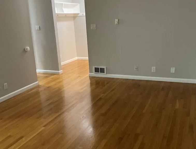 141 Montecito Ave #106 — Photo 5
