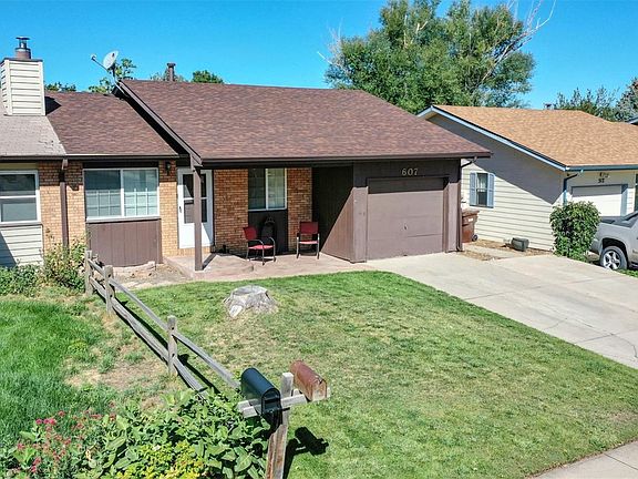 2nd image of 607 46th Avenue Way