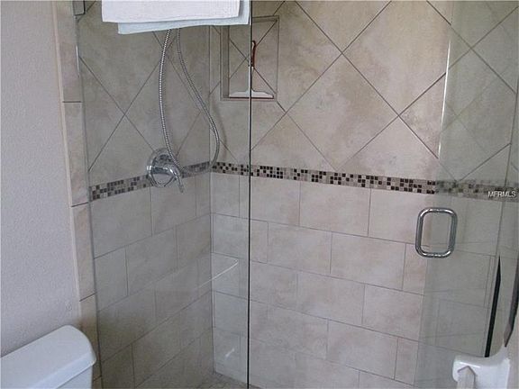 5th image of 200 Park Blvd #201
