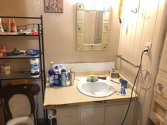5th image of 3421 Shelby Ave