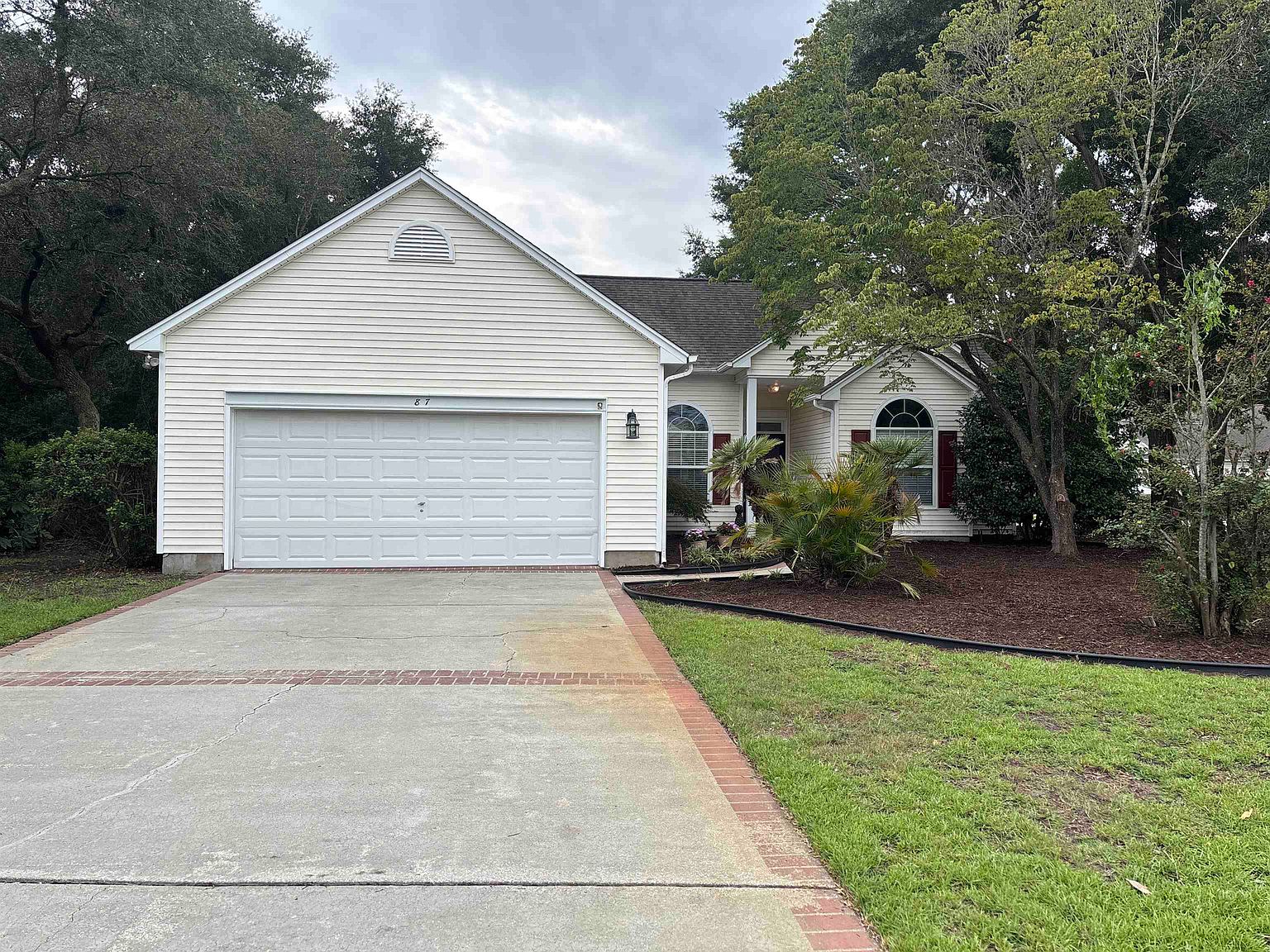 87 Low Country Ln.