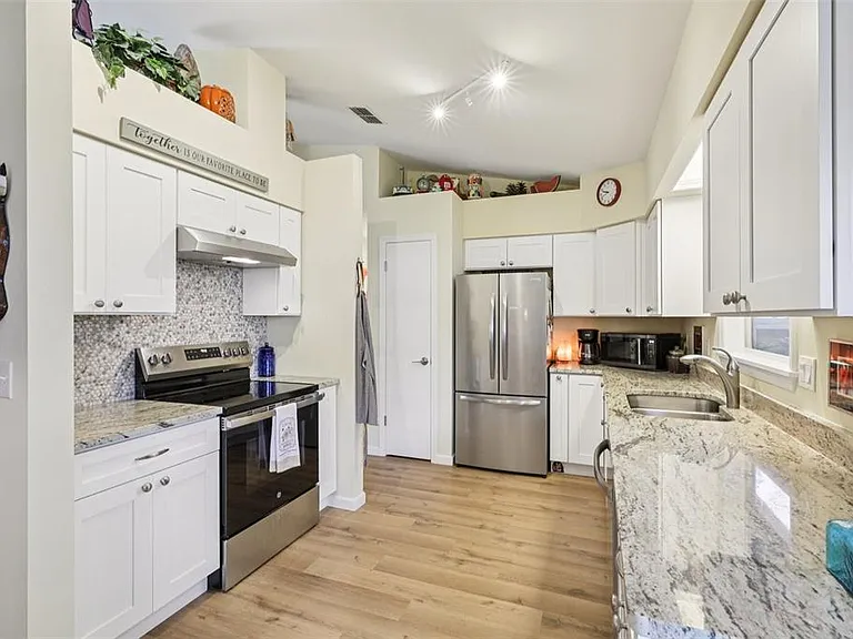 1625 New Abbey Ave — Photo 11