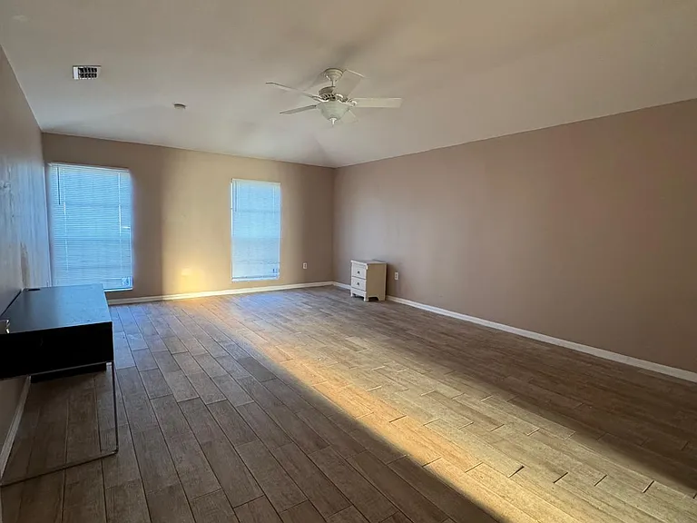 313 Fish Hawk Dr — Photo 19